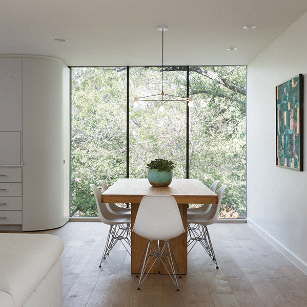 Understanding the different qualities and performance metrics between fiberglass and aluminum windows.